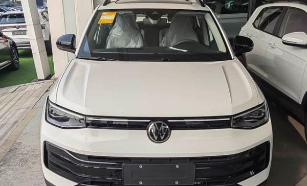 富农优配资源 大众真放下“尊严”了！跌至6.99万起，油耗6.41L，性价比确实高